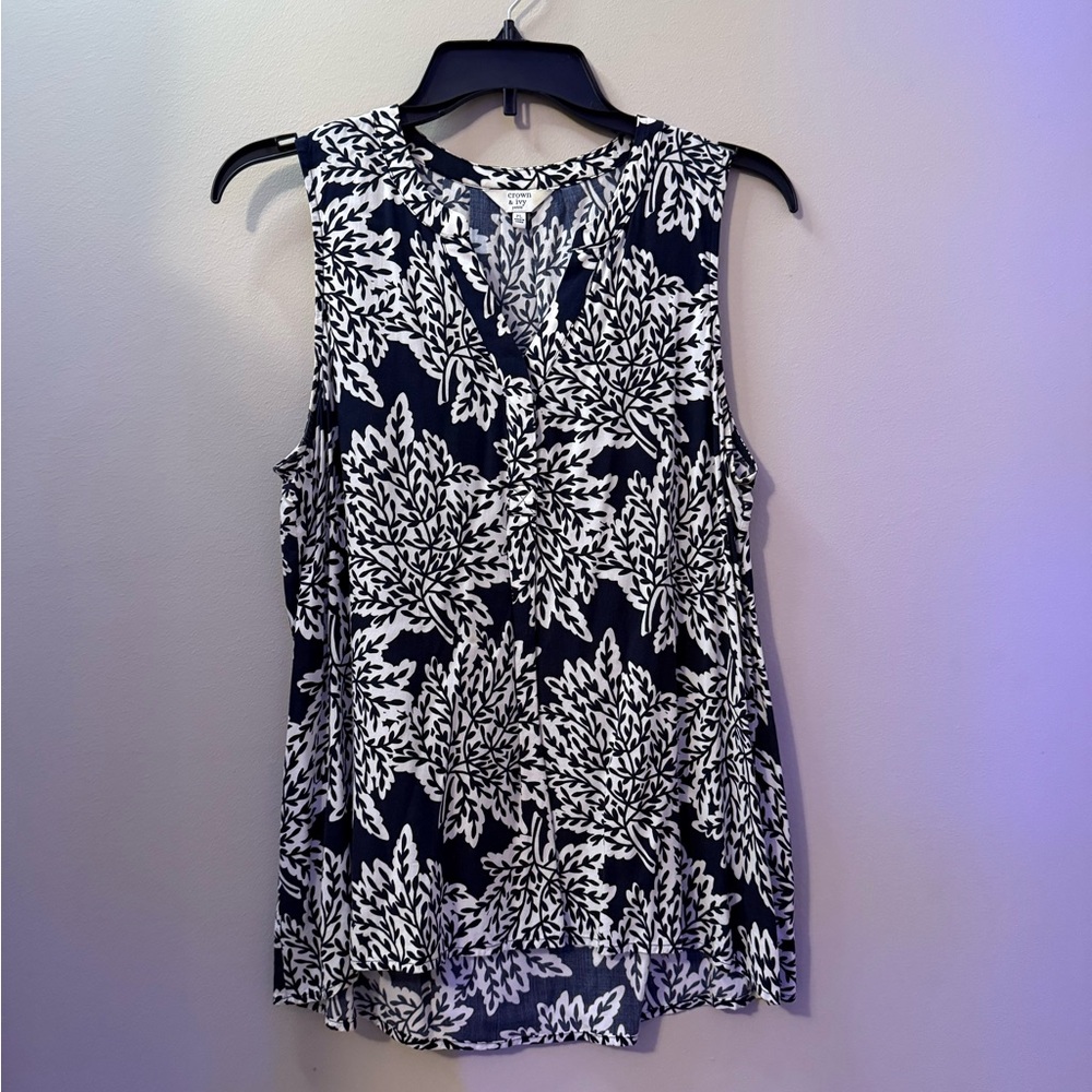 Navy and White Sleeveless Top